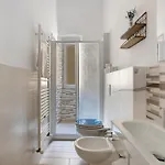 Apartment La First Ludy