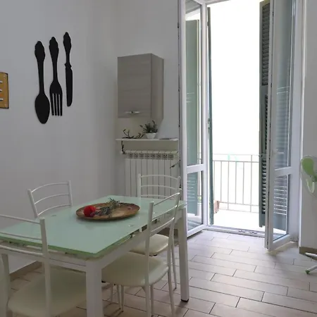 La First Ludy Apartment